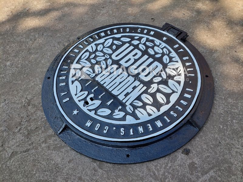 Manhole besi