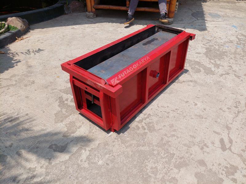 Cetakan beton Uditch