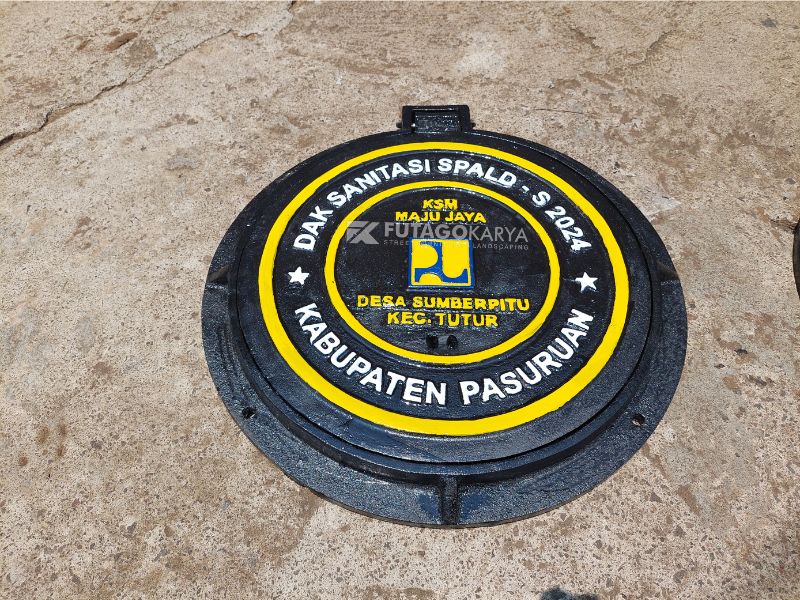 manhole cover