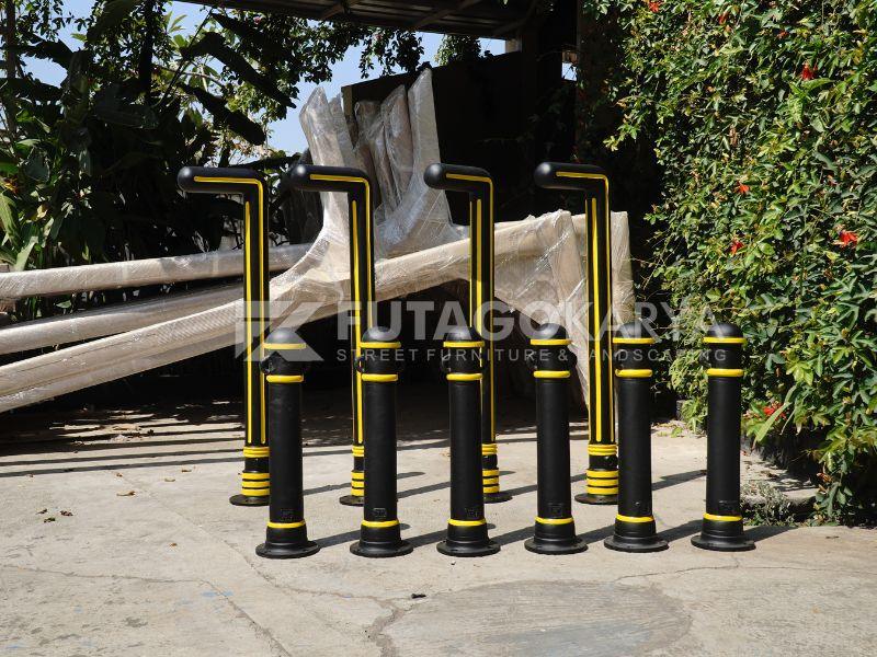 Bollard jalan