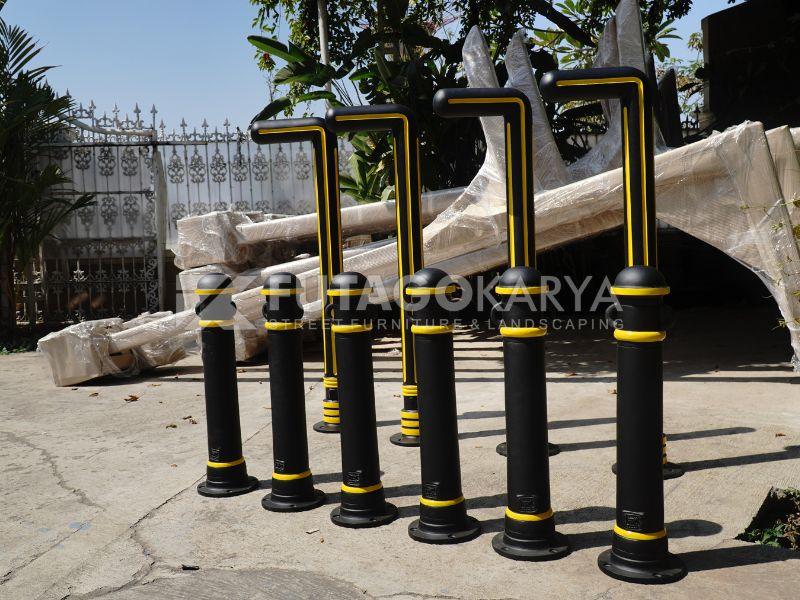 Bollard jalan