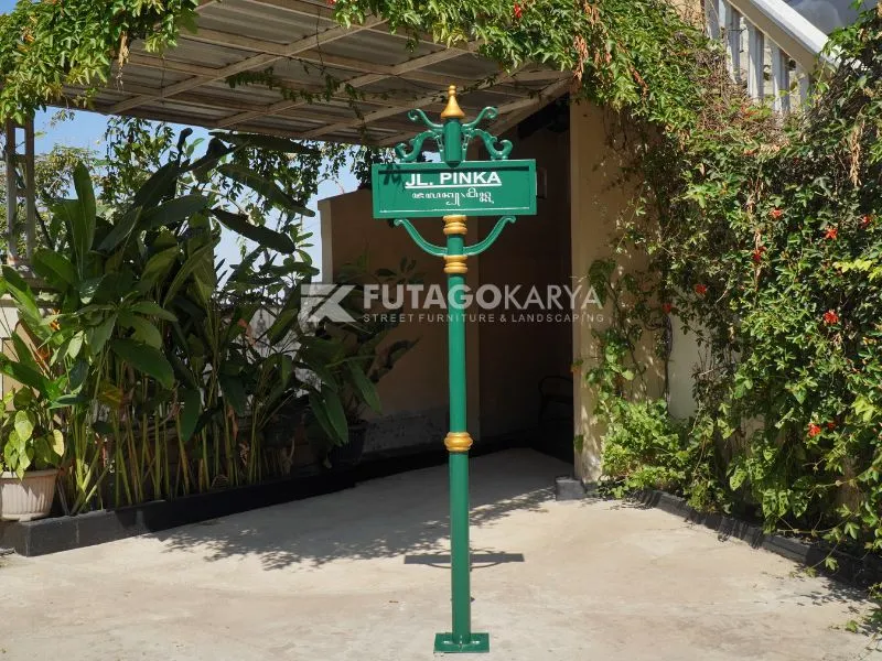 Mengapa Ukuran Standar Tiang Papan Nama Itu Penting?