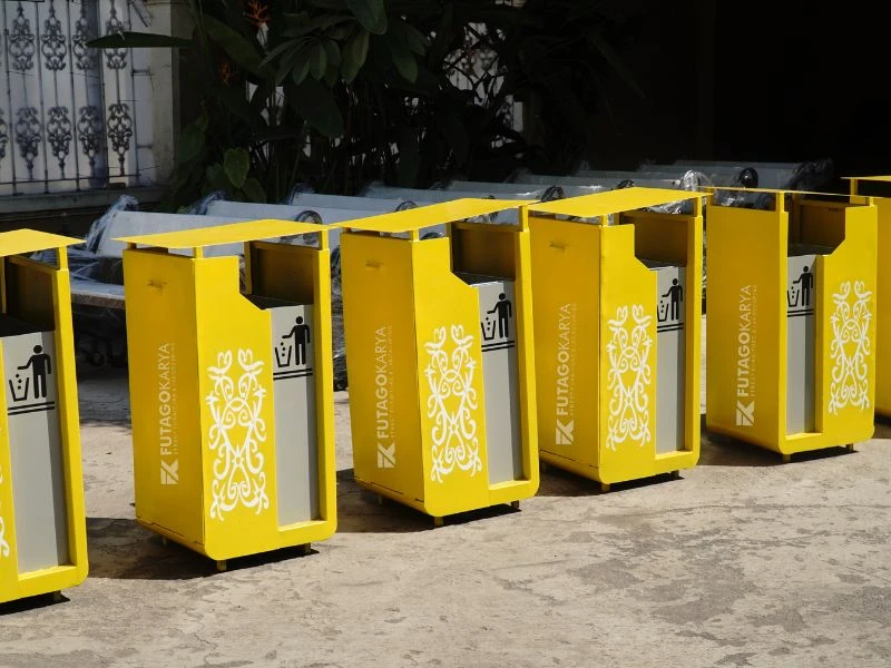 Keunggulan Tempat Sampah Besi