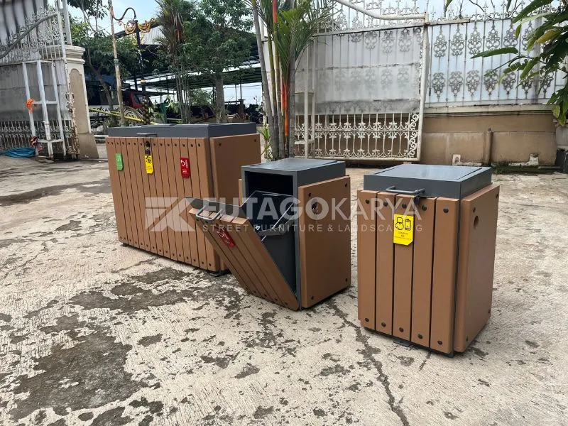 Tempat Sampah Plat Besi