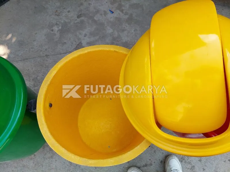Pengaruh Desain dan Ergonomi Tong Sampah Fiber terhadap Efisiensi