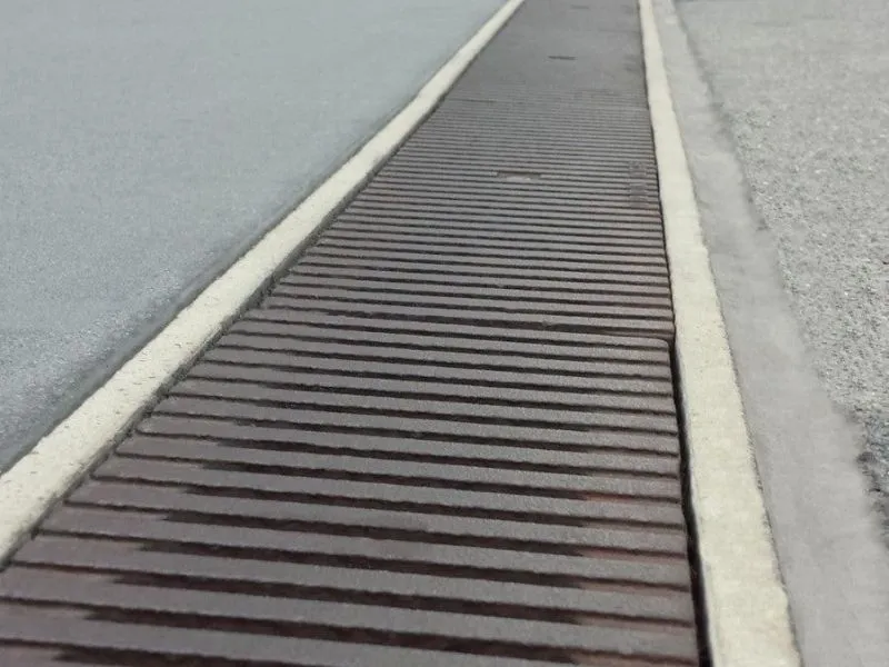 Grating untuk drainase