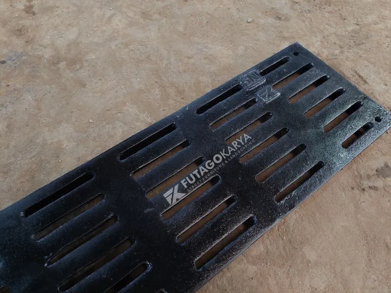 Apa Material Grill Selokan Terbaik