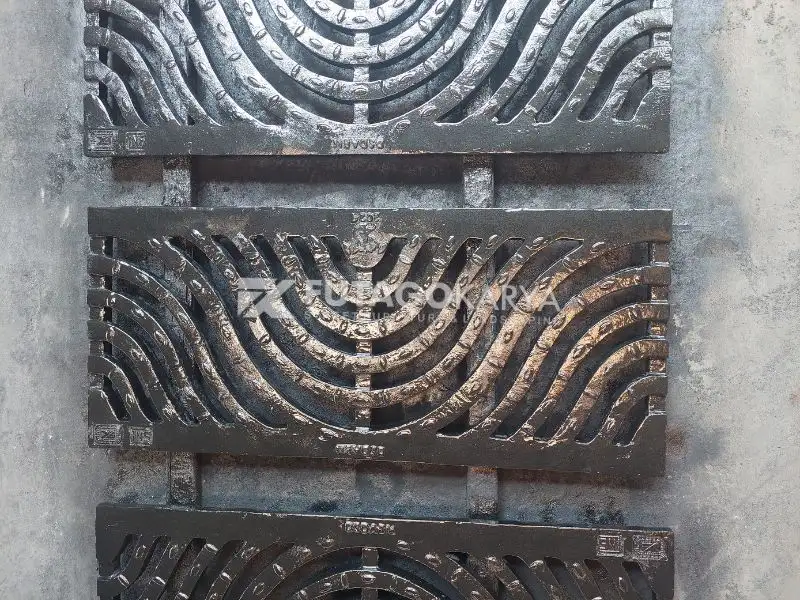 Grill Selokan Besi Cor