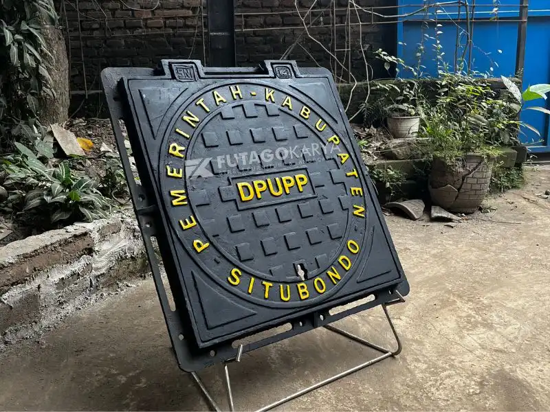 Perbedaan Manhole dan Sewer